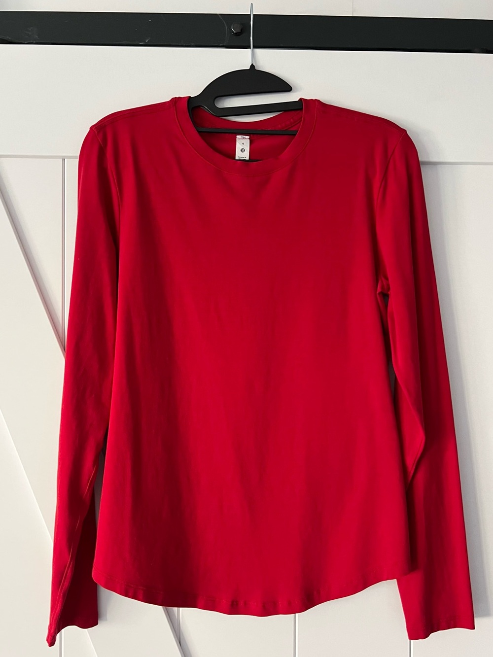 lululemon athletica Women's Long-Sleeve Love Tee, size 4